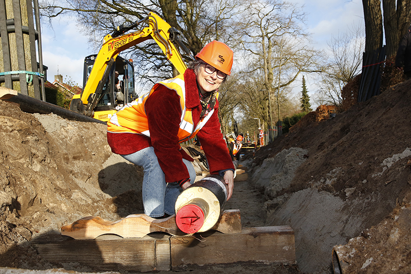 13-04-2021 MUIDERBERG, AANLEG WARMTEBUIS EIKENLAAN.
©Studio Kastermans/Danielle van Coevorden
