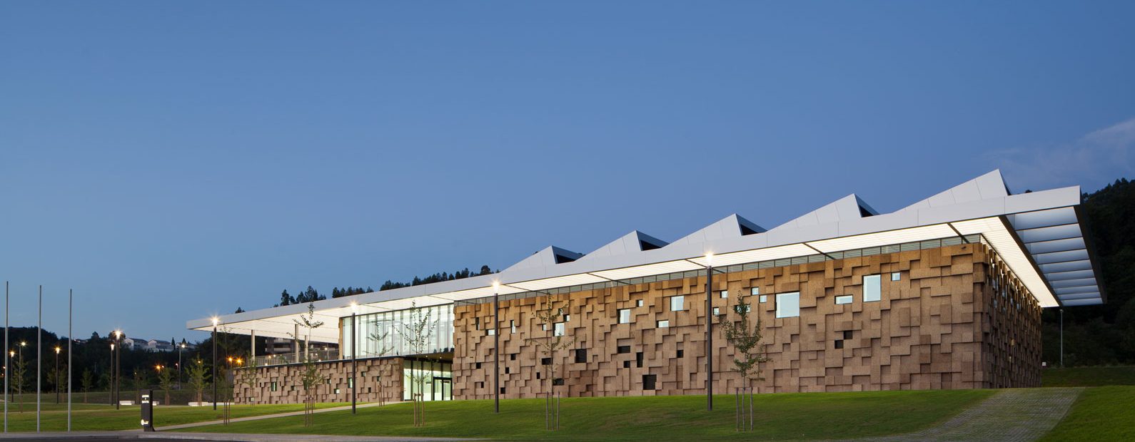 Communities driving the shift to fossil-free heating and cooling